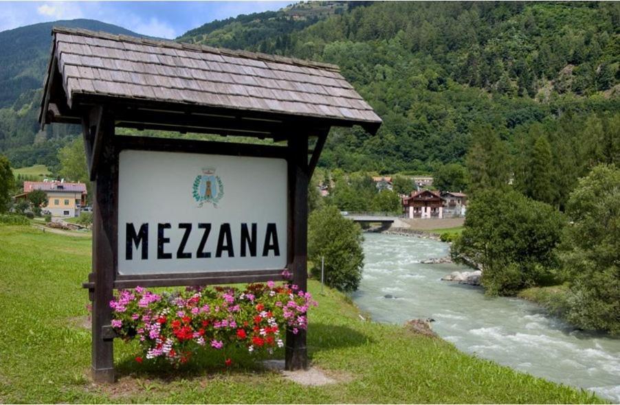 Casa Matteotti Mezzana Trentino Apartment ภายนอก รูปภาพ